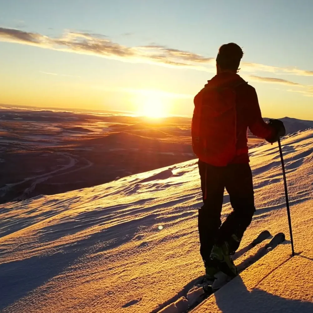 Skitouring head 1. 2000x1125